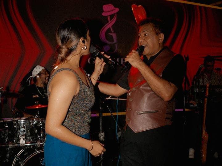 Gypsies Live at TukTuk - Image 3
