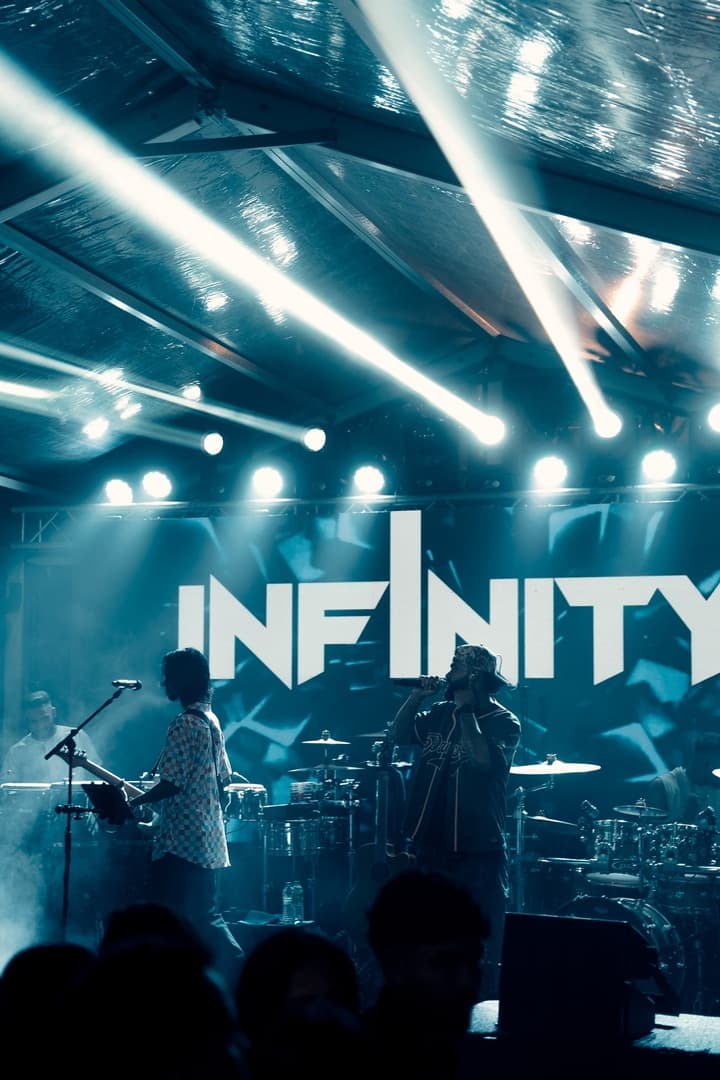 Infinity Live at TukTuk - Image 5